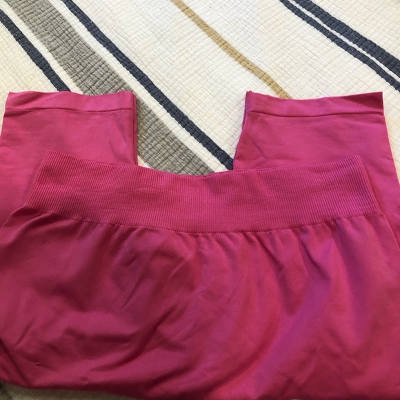 NEW | Emilio Cavallini Pink Cycling Short Size M/L - Picture 4 of 11